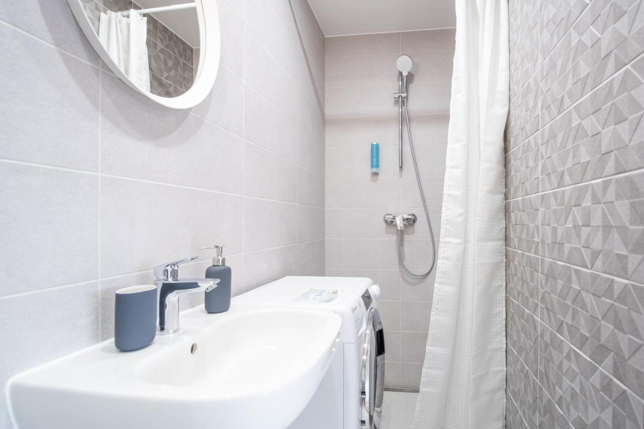 Spacious Mustamaee Apartments - Free Parking Tallinn Exterior photo