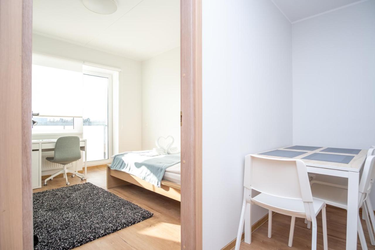 Spacious Mustamaee Apartments - Free Parking Tallinn Exterior photo