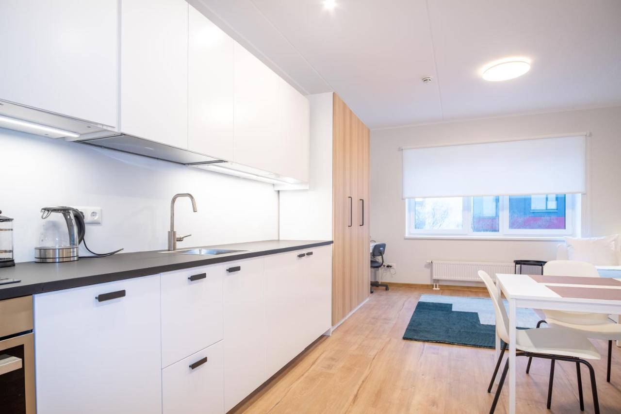 Spacious Mustamaee Apartments - Free Parking Tallinn Exterior photo